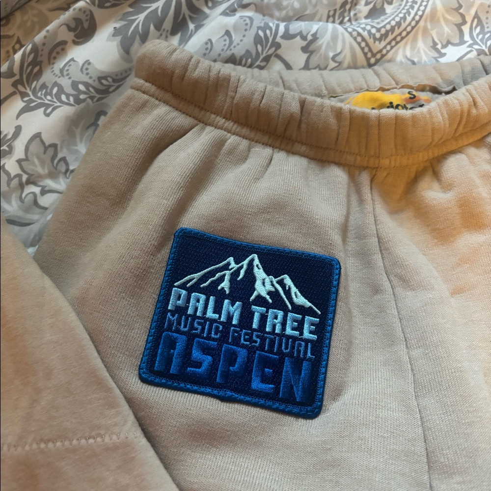 Aviator Nation Tan Pants Palm Tree Music Festival Aspen, Size S - Picture 2 of 4